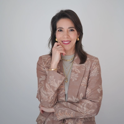 ErikaFranco cuadrado 400